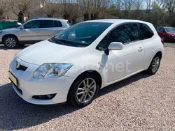 Blanco Usado 2009 Toyota Auris Live Berlina | 6490 € (Precio justo)