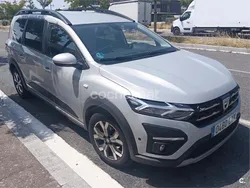 Gris / plata Usado 2022 Dacia Jogger Expression Familiar | 15.900 € (Buen precio)