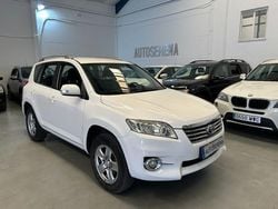 Usado 2012 Toyota RAV4 Lounge SUV | 11.900 € (Precio justo)