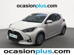 Blanco Usado 2023 Toyota Yaris Active Utilitario | 14.355 € (Precio justo)