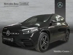 Nachtschwarz unilack Usado 2024 Mercedes GLA250 AMG line SUV | 51.250 €