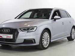 Gris plata Usado 2018 Audi A3 Sportback e-tron Sport Utilitario | 23.150 € (Un poco caro)