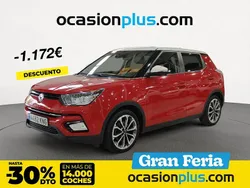 Rojo Usado 2018 Ssangyong Tivoli Limited SUV | 12.900 € (Un poco caro)