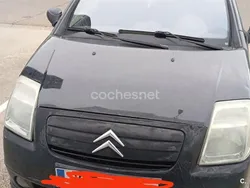 Negro Usado 2004 Citroën C2 VTR Sport Utilitario | 800 €