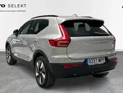 Plateado Usado 2024 Volvo XC40 Core SUV | 35.900 € (Buen precio)