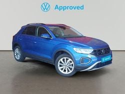 Azul Usado 2024 VW T-Roc Life SUV | 23.990 € (Precio justo)