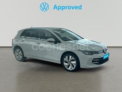 Blanco Nuevo 2025 VW Golf VIII Match Berlina | 37.950 € (Precio justo)