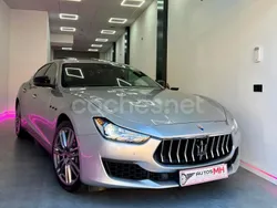 Gris / plata Usado 2020 Maserati Ghibli Coupe | 45.990 €
