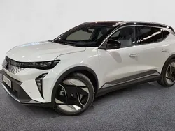 Usado 2024 Renault Scénic Iconic Monovolumen | 31.700 € (Super precio)