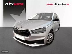 Plateado Usado 2025 Skoda Fabia Essence Utilitario | 16.950 € (Precio justo)