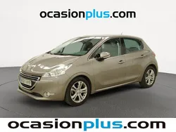 Gris Usado 2014 Peugeot 208 Allure Utilitario | 8890 € (Precio justo)