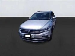 Gris Usado 2022 VW Tiguan Life SUV | 23.300 € (Precio justo)