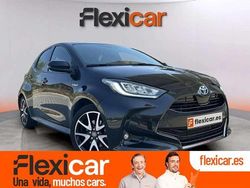 Negro Usado 2021 Toyota Yaris Hybrid Active Utilitario | 18.790 € (Precio justo)