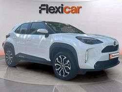 Blanco Usado 2024 Toyota Yaris Hybrid Active | 22.590 € (Precio justo)