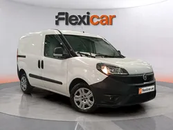 Blanco Usado 2022 Fiat Doblò Monovolumen | 12.390 € (Buen precio)