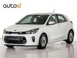 Blanco Usado 2017 Kia Rio Berlina | 9900 € (Precio justo)