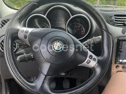 Negro Usado 2004 Alfa Romeo 147 Distinctive Utilitario | 2200 € (Super precio)