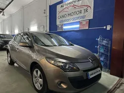 Beige Usado 2010 Renault Mégane III Dynamique Utilitario | 6800 € (Precio justo)