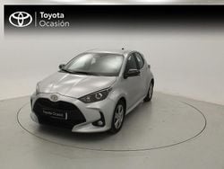Gris Usado 2025 Toyota Yaris Hybrid Active Berlina | 22.375 € (Precio justo)