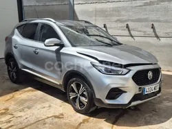 Gris / plata Usado 2023 MG ZS Comfort Berlina | 4900 €
