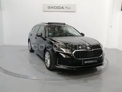 Negro Usado 2024 Skoda Superb Selection Familiar | 34.950 € (Precio justo)