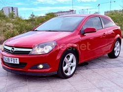 Rojo Usado 2007 Opel Astra GTC Sport Berlina | 2990 € (Super precio)