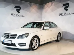 Blanco Usado 2011 Mercedes C250 Avantgarde Berlina | 10.500 € (Caro)