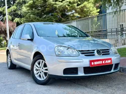 Gris / plata Usado 2007 VW Golf V Berlina | 6700 € (Precio justo)
