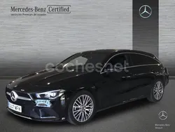Negro noche Usado 2023 Mercedes CLA200 Shooting Brake Familiar | 33.900 € (Buen precio)