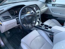 Marrón Usado 2011 Hyundai Sonata Style Berlina | 4500 €