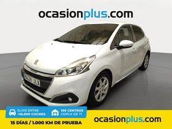Blanco Usado 2016 Peugeot 208 Active Utilitario | 9800 € (Precio justo)