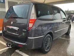Negro Usado 2005 Lancia Phedra Monovolumen | 4100 €