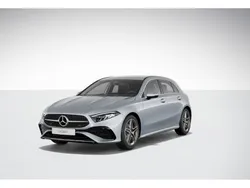 Gris / plata Usado 2024 Mercedes A180 Berlina | 32.900 € (Precio justo)