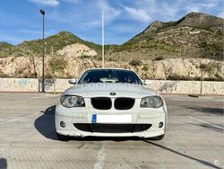 Blanco Usado 2006 BMW 118 Utilitario | 4950 € (Precio justo)
