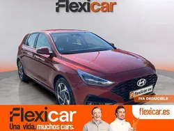 Rojo Usado 2024 Hyundai i30 Berlina | 21.490 € (Precio justo)
