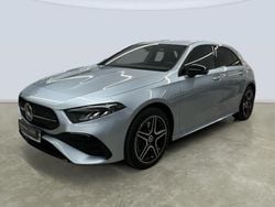 Gris plata Usado 2024 Mercedes A160 Berlina | 34.900 € (Precio justo)