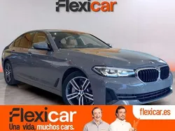 Gris Usado 2021 BMW 530e Berlina | 30.190 € (Buen precio)