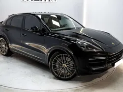 Negro Usado 2019 Porsche Cayenne Turbo SUV | 109.000 €