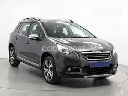 Gris / plata Usado 2015 Peugeot 2008 Allure SUV | 11.990 € (Un poco caro)