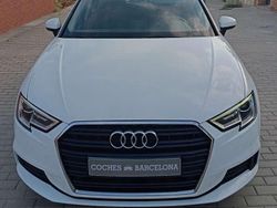 Blanco Usado 2017 Audi A3 Attraction Utilitario | 15.900 € (Buen precio)