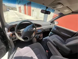 Verde Usado 2003 Kia Carnival LX Monovolumen | 3200 € (Buen precio)