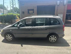 Gris / plata Usado 2004 Opel Zafira Comfort Monovolumen | 840 € (Buen precio)