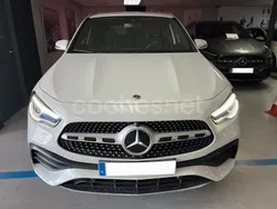 Blanco Usado 2022 Mercedes GLA180 SUV | 33.500 € (Precio justo)