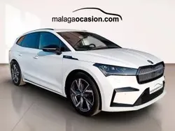 Blanco Usado 2023 Skoda Enyaq iV SportLine SUV | 38.490 € (Precio justo)