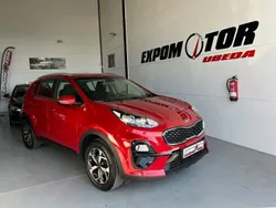 Rojo Usado 2018 Kia Sportage SUV | 15.900 € (Precio justo)