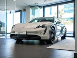 Crayón Usado 2023 Porsche Taycan 4S Cross Turismo Berlina | 105.000 € (Super precio)