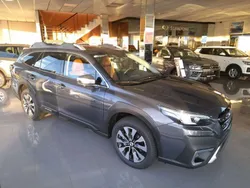Gris Nuevo 2025 Subaru Outback SUV | 41.999 € (Precio justo)