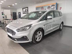 Gris / plata Usado 2023 Ford S-MAX Titanium Monovolumen | 30.950 € (Precio justo)