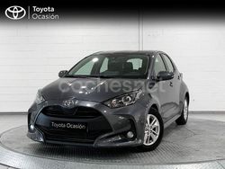 Gris / plata Usado 2023 Toyota Yaris Berlina | 17.800 € (Precio justo)