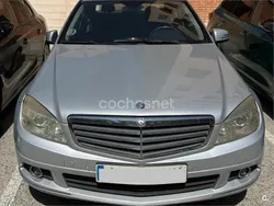 Gris / plata Usado 2009 Mercedes C220 Elegance Berlina | 8500 € (Precio justo)